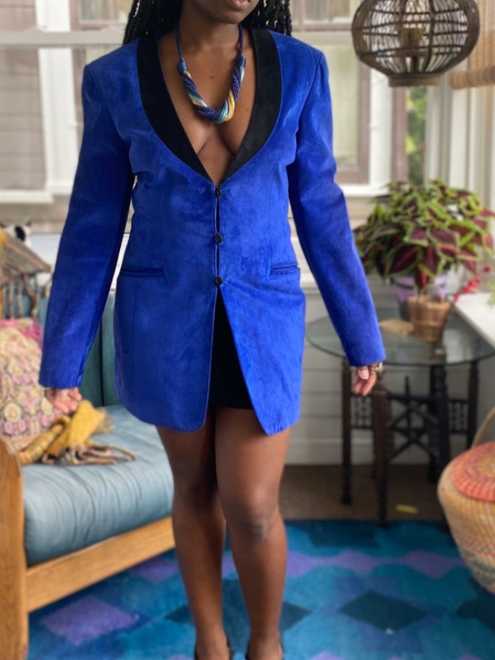 Vintage 90s Danier Women's Royal Blue Suede Blazer with Black Collar